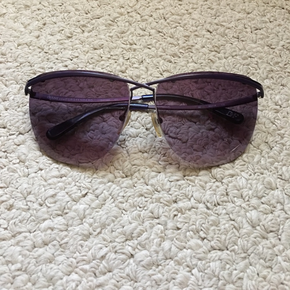 Diane Von Furstenberg sunglasses- super chic!